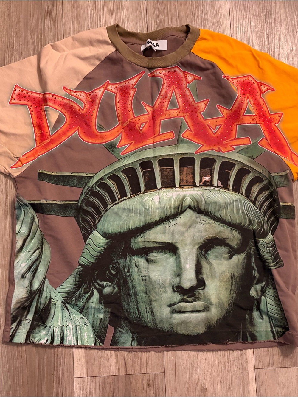 DUAA Multicolor Statue of Liberty Graphic Raglan Tee - Men